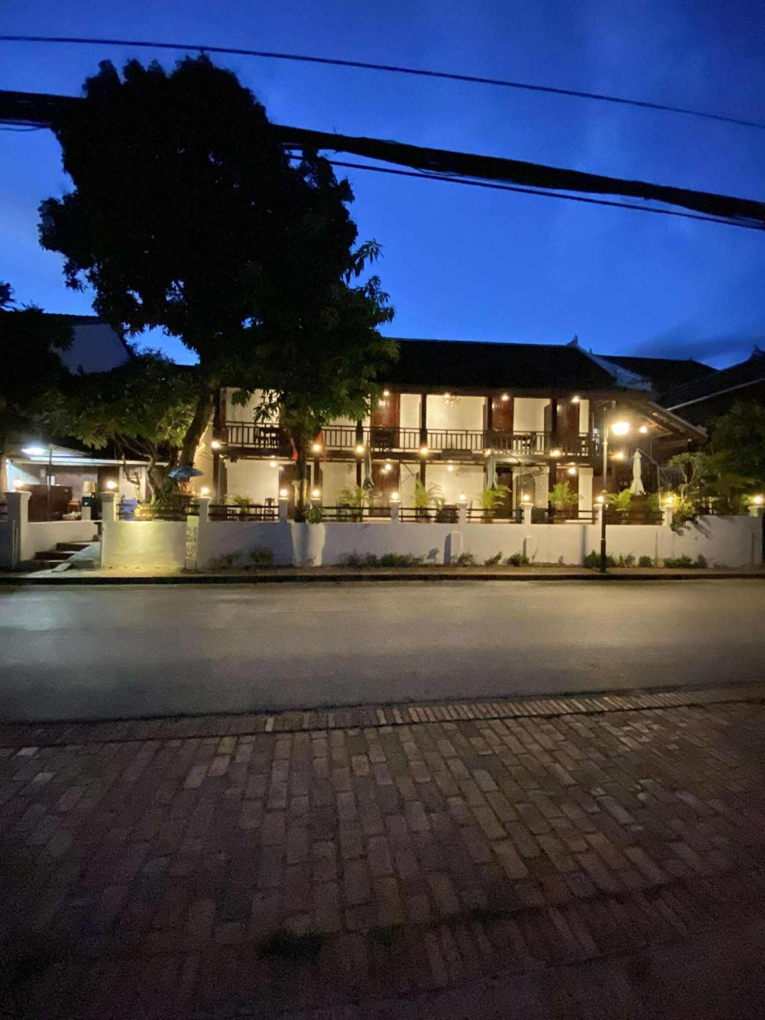 Golden Lotus Namkhan View Luang Prabang Dış mekan fotoğraf